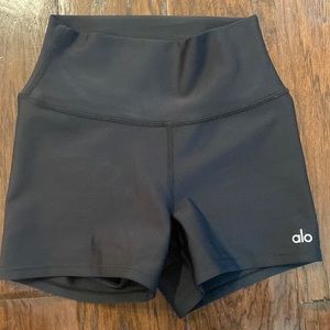 Alo high-waist airlift short